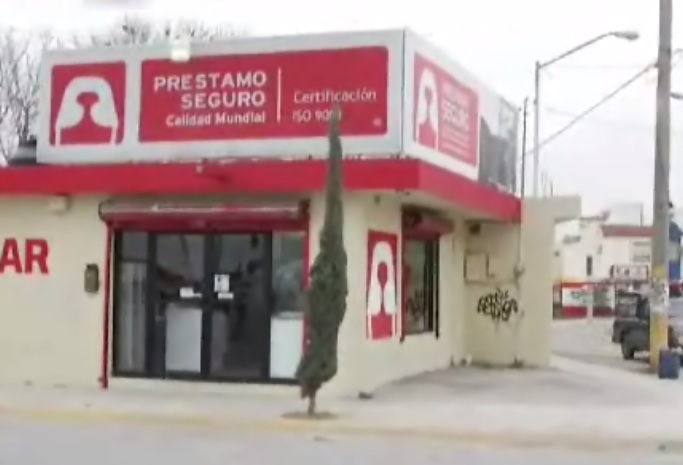 Dentro del motín se encontraban treinta celulares y joyería.