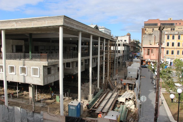 Mercados municipales de Tampico en construcción.