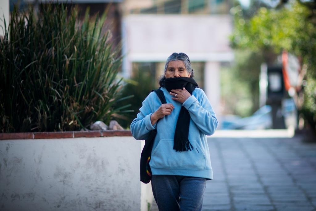 Por la tarde el ambiente será templado y se espera cielo parcialmente nublado.