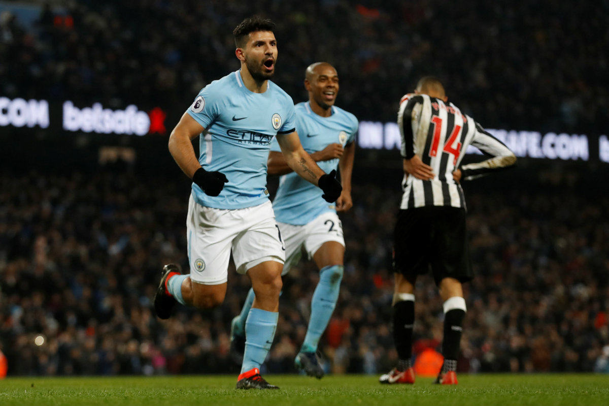 Sergio Agüero marcó los tres tantos de la victoria del Manchester City sobre el Newcastle