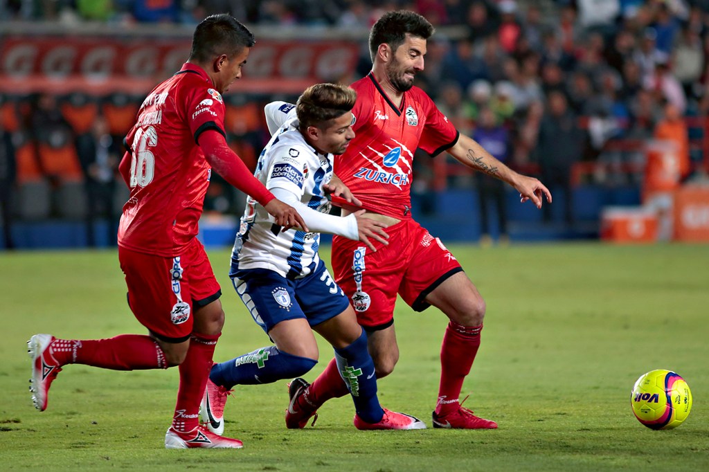 Facundo Erpen jugando en el Estadio Hidalgo