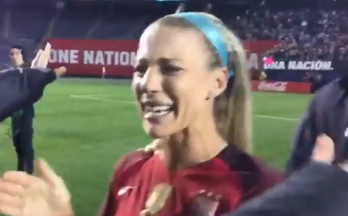 Julie Ertz llora por el pase de su esposo el Super Bowl 