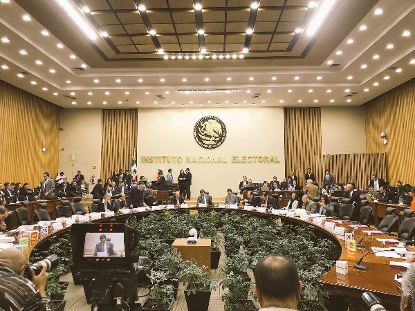 Con esta acción, termina la validación del convenio de coalición de los tres partidos políticos.