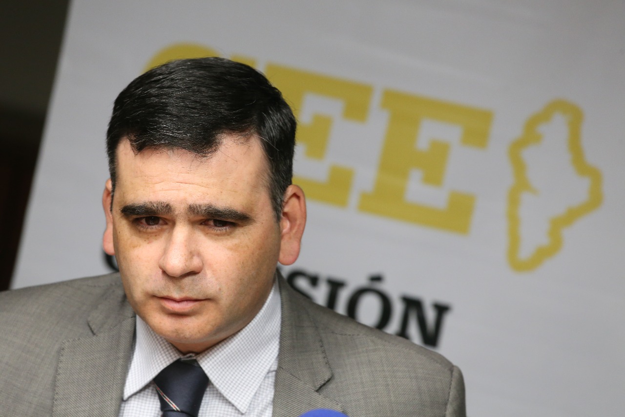 El presidente de la Comisión Estatal Electoral, Mario Alberto Garza Castillo.