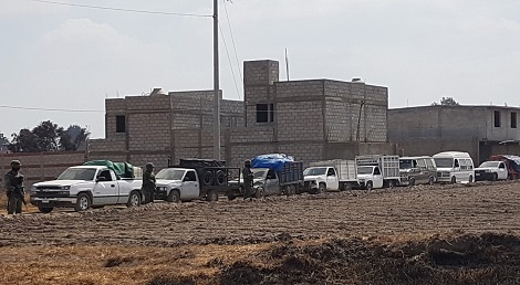 Las camionetas aseguradas cuentan con reporte de robo.