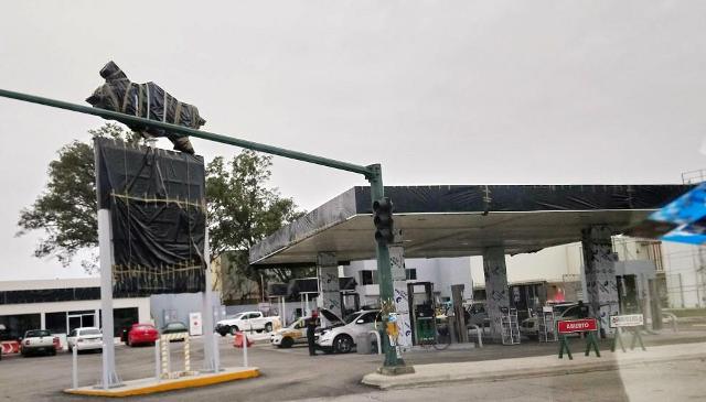 Por concluirse la primera gasolinera extranjera.