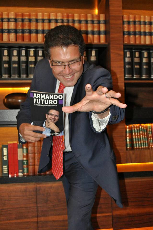 El aspirante independiente a la Presidencia, Armando Ríos Piter.