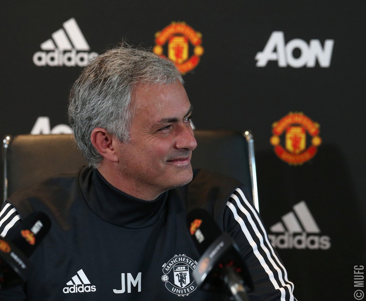 El portugués Jose Mourinho, técnico del United 