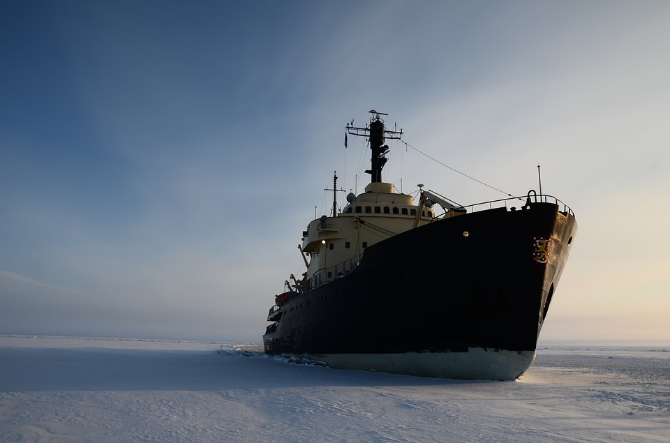 Gracias al sulfuro desprendido de los barcos, la temperatura media global es 0.25 grados celsius menor. 