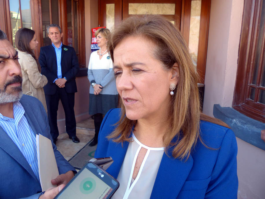 La reunión de Zavala se realizó a puerta cerrada en un restaurante.
