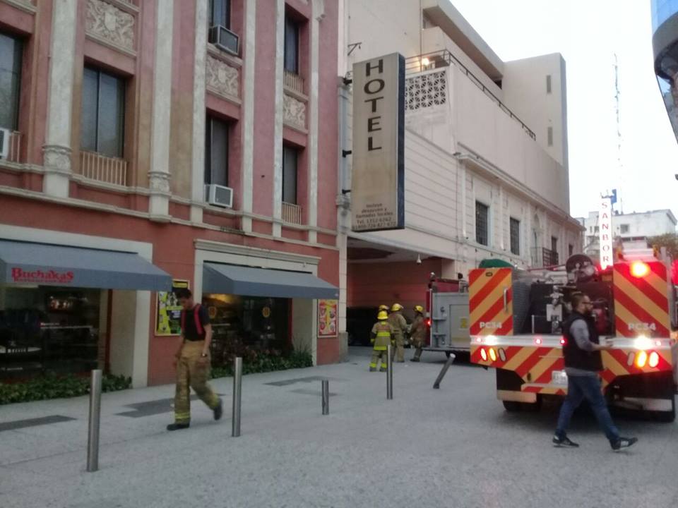 Afortunadamente el incendio no se expandió gracias que personal de Bomberos lo sofocó a tiempo.