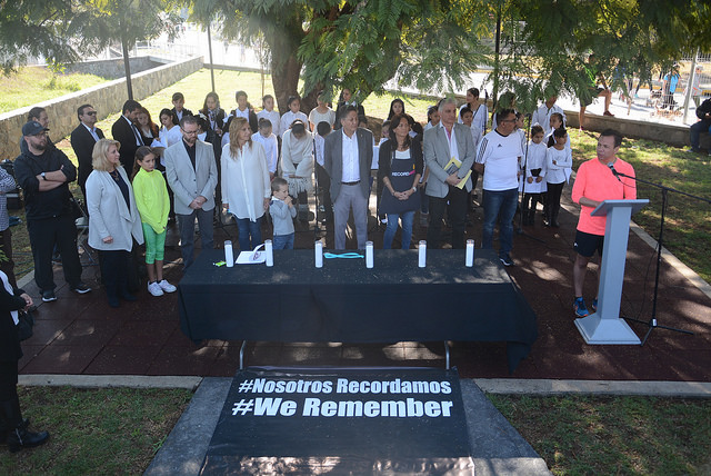 Durante el evento se realizó el encendido de las velas de Recordación.
