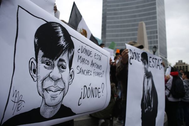 Familiares de Marco Antonio anunciaron que mañana harán otra manifestación del la SSP al Zócalo. 
