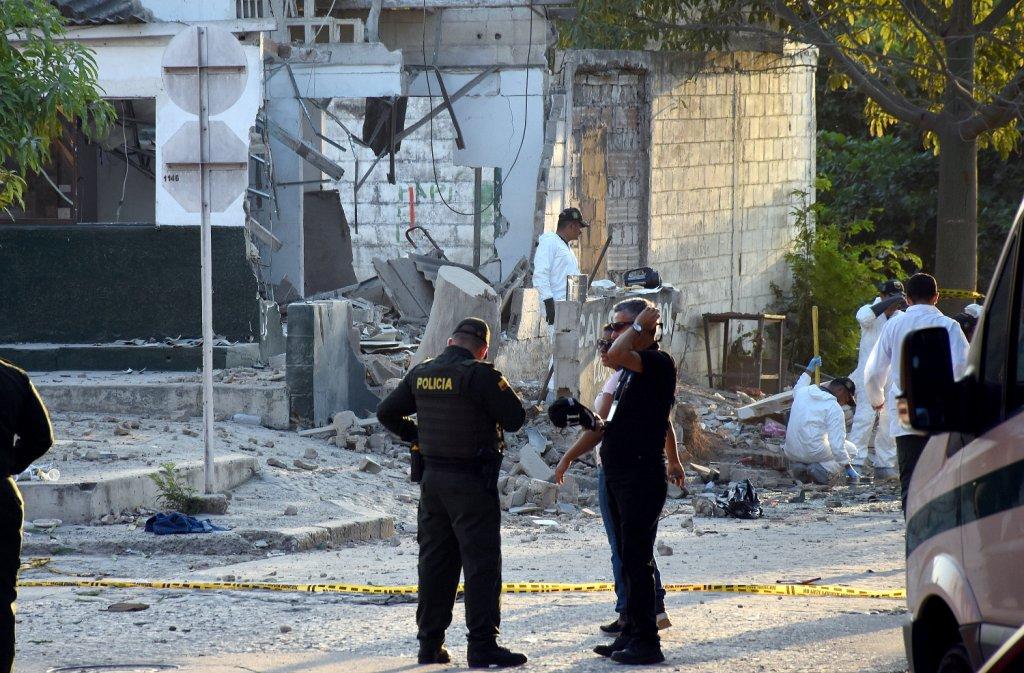 El Frente de Guerra Urbano de la guerrilla del Ejército de Liberación Nacional se atribuyó la autoría de ese atentado en un comunicado, cuya autentici