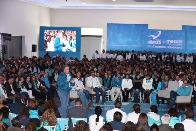 El precandidato del PRI a la Presidencia se declaró fan de Harry Potter. 