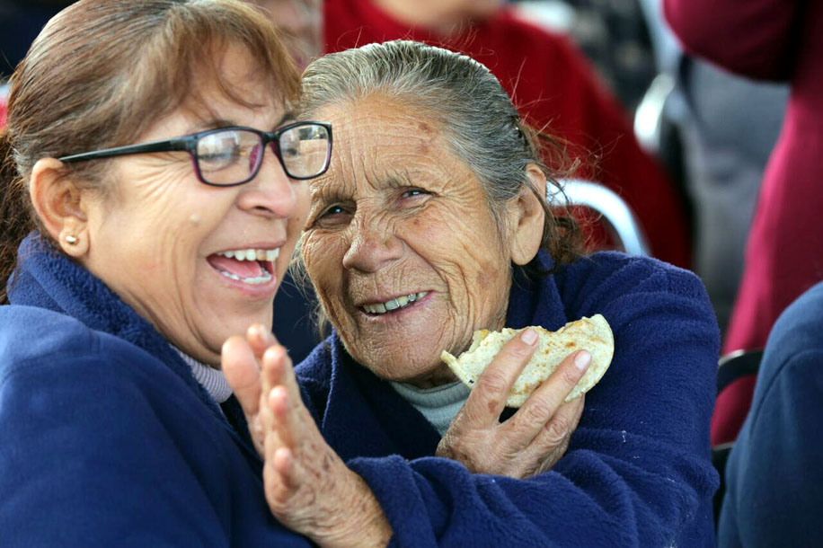 Los apoyos consisten de paquetes de alimentación saludable.