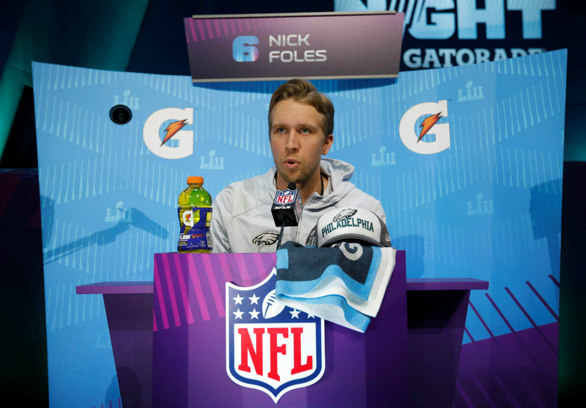 Nick Foles, mariscal de campo de los Eagles