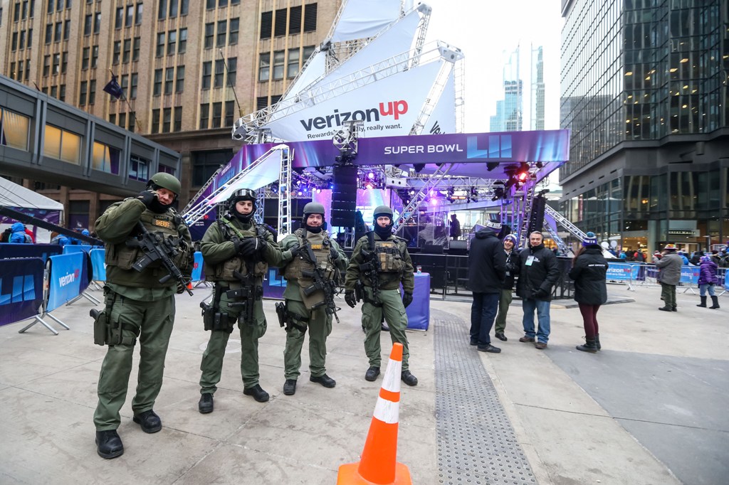 Extreman medidas de seguridad para Super Bowl  