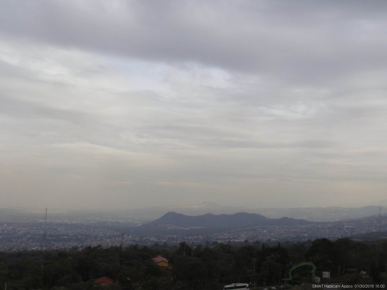 Prevalece el cielo nublado en la Ciudad de México por el frente frío 25.