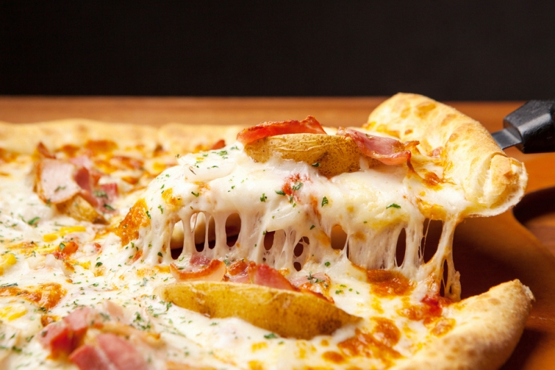 ¿La pizza es más saludable que un plato de cereal en el desayuno?