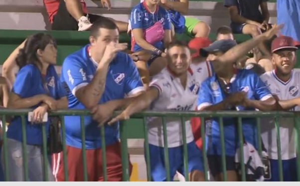 Aficionados de Nacional se burlan de Chapecoense