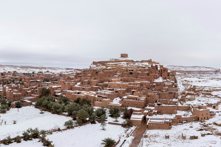 La ciudad de Oarzazate también fue afectada por las inusuales nevadas.