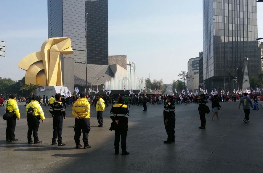 Los manifestantes partieron del Hemiciclo a Juárez, el Senado de la República, la delegación Cuauhtémoc y el Metro Balderas.