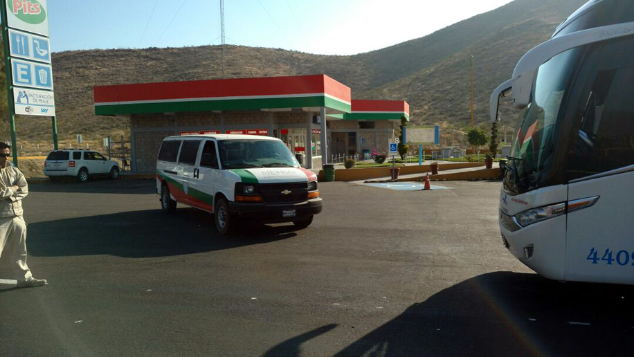 En el autobús viajaba un pequeño sin compañía.