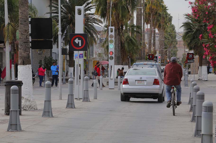 Los fines de semana se monta un operativo que cierra la circulación a vehículos.
