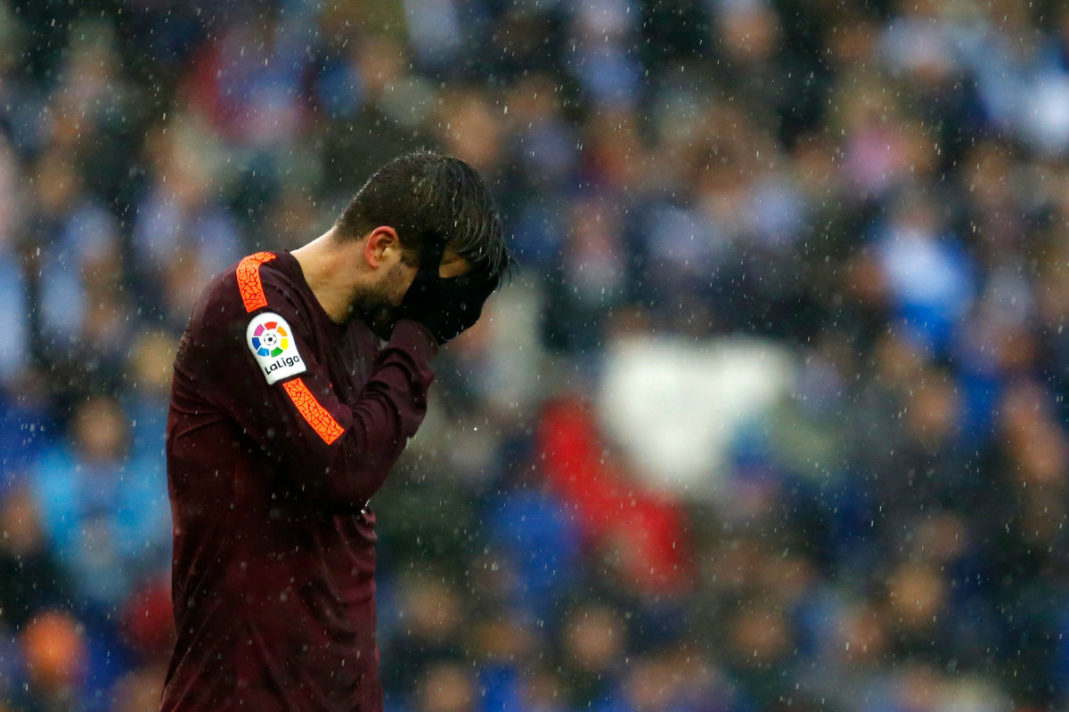 Gerard Piqué durante el Espanyol vs. Barecelona