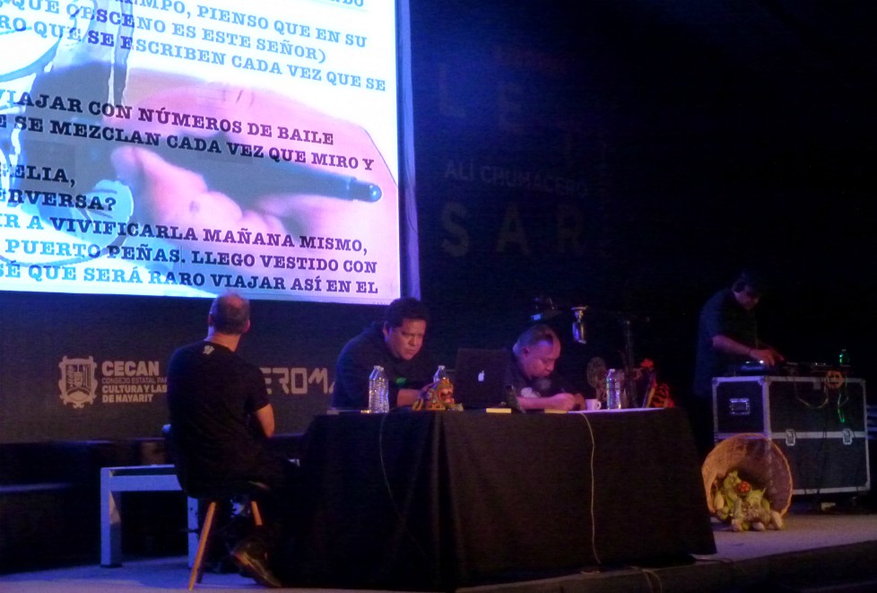 El Jam de escritura fue protagonizado por Julián Herbert, Haidu Kowski, BEF y el DJ Peach Melba. 