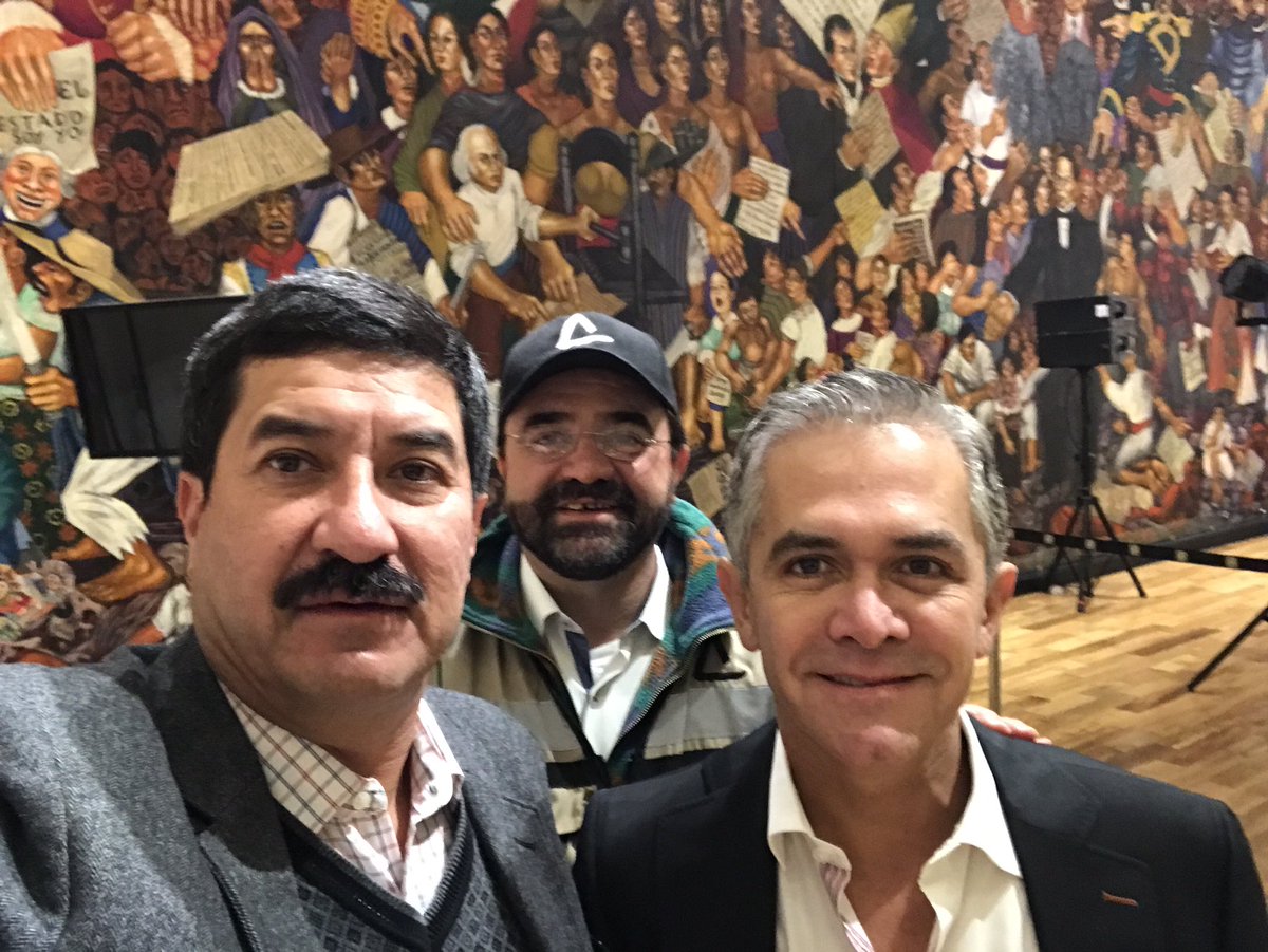 Javier Corral, gobernador de Chihuahua; Miguel Ángel Mancera, jefe de Gobierno, y Emilio Álvarez Icaza, coordinador general de la caravana.