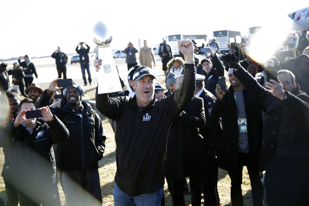 Los Eagles regresaron a casa con el trofeo Vince Lombardi