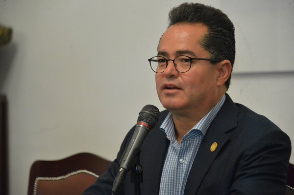 Leonel Luna dijo que la Constitución de la capital es una conquista de todos.