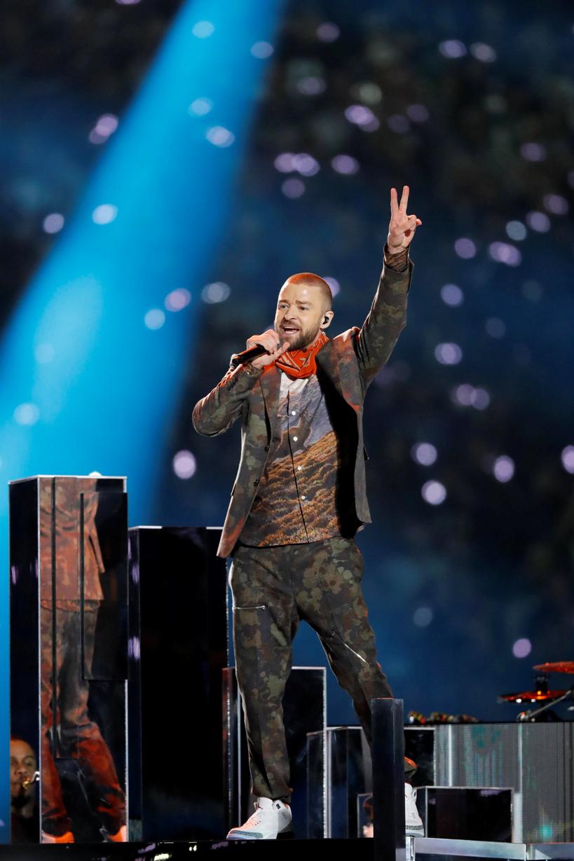 Diseñador de camiseta de Timberlake en Super Bowl se enteró por casualidad.