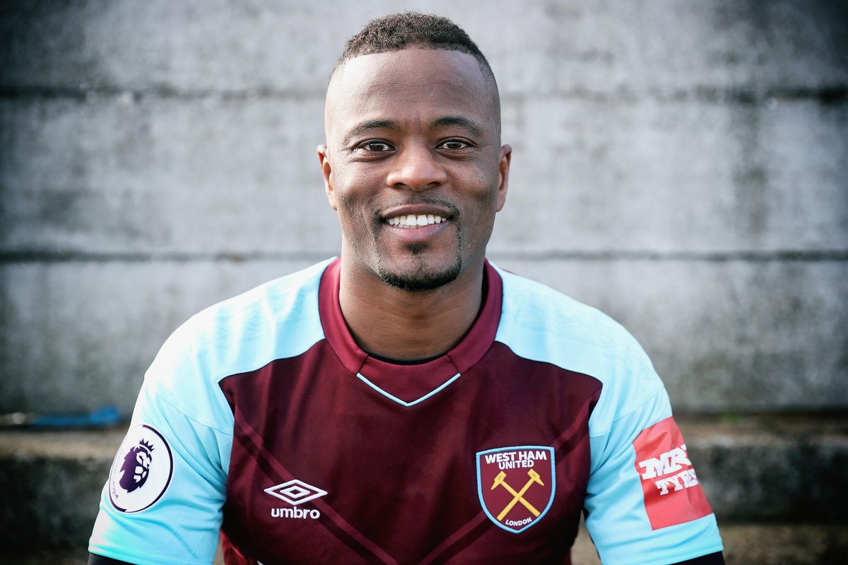 Patrice Evra nuevo jugador de West Ham  