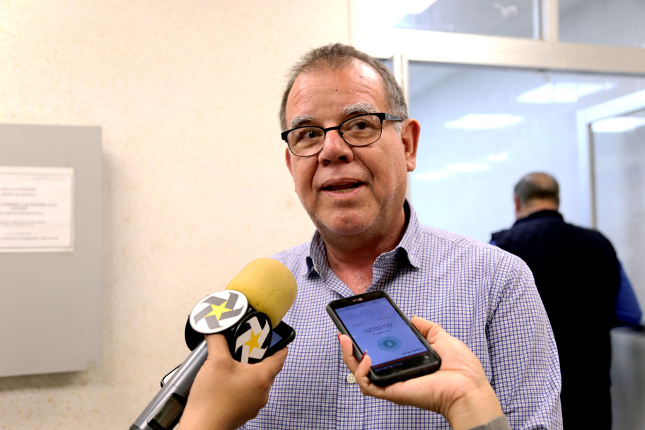 Descartó que su renuncia sea por un ofrecimiento para ocupar otro cargo público.