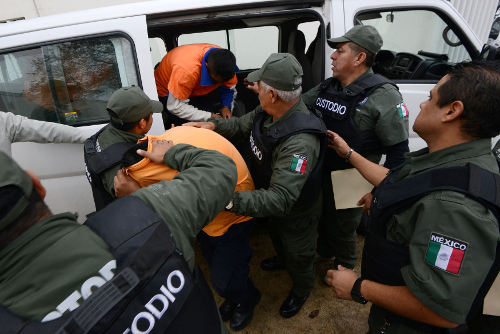 Los policías fueron presentados el jueves.