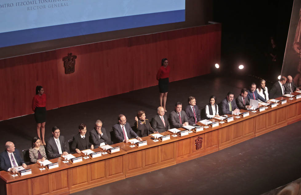 Quinto informe del rector Tonatiuh Bravo.