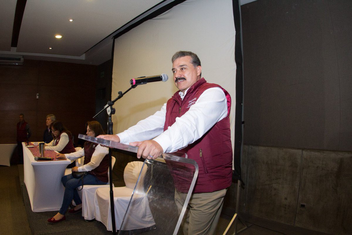 Asamblea de Morena en Jalisco eligió a Lomelí como candidato.