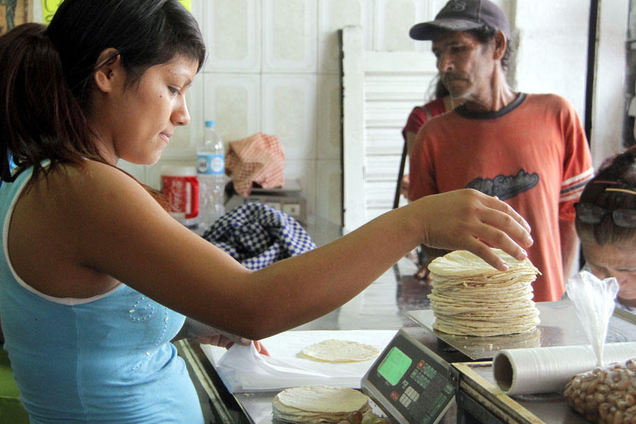 Los dueños de las tortillerías prevén un año difícil para la industria. 