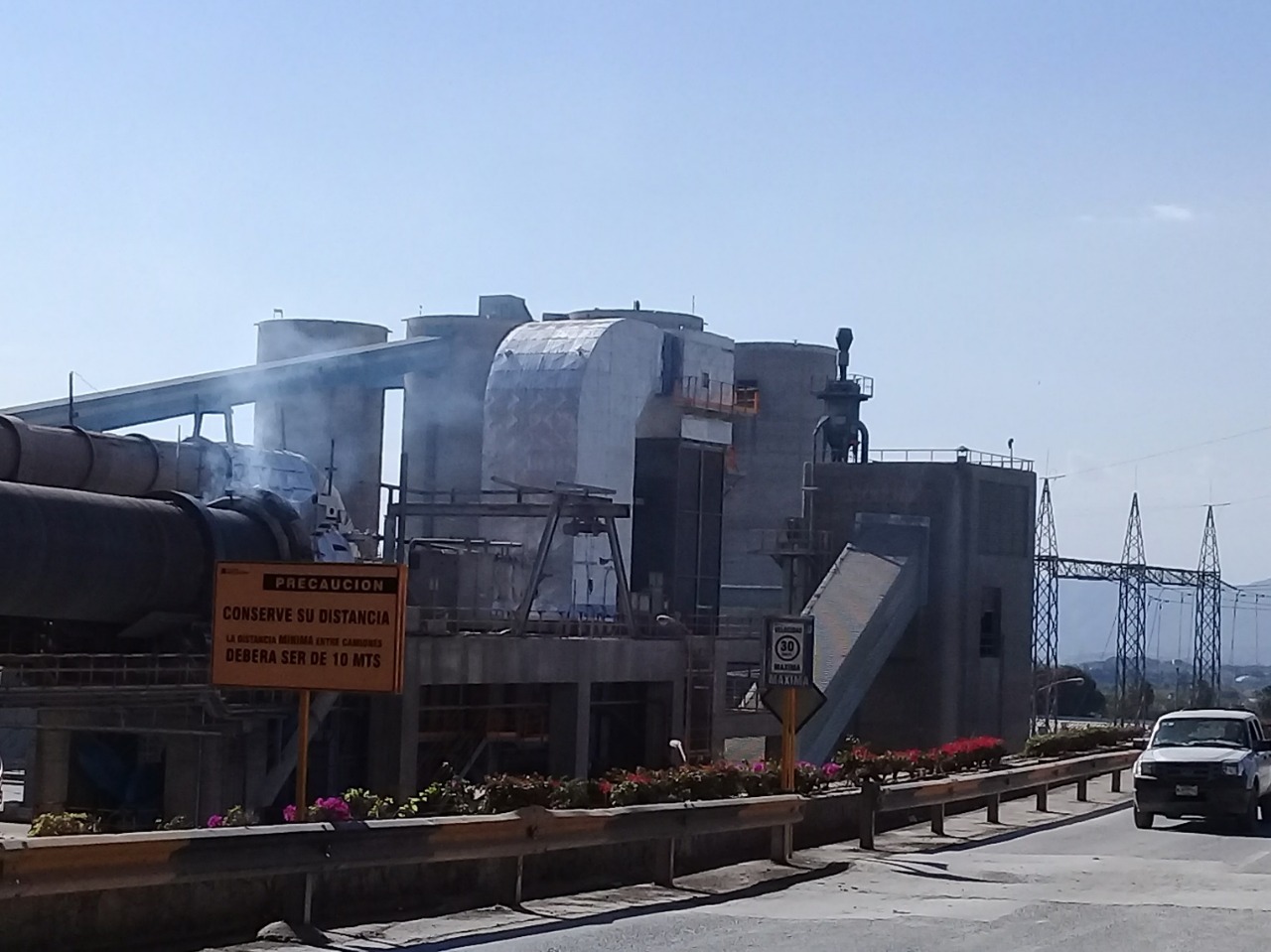 La planta operaba sin permisos vigentes en materia de impacto ambiental.