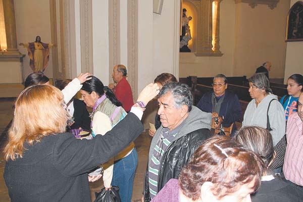 Es un acto de sacrificio para los fieles católicos, señaló Rogelio Cabrera.