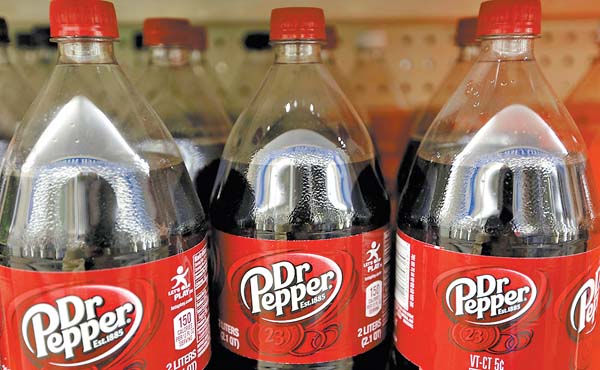 Sus competidores venden en conjunto 100 mil millones de dólares anuales.