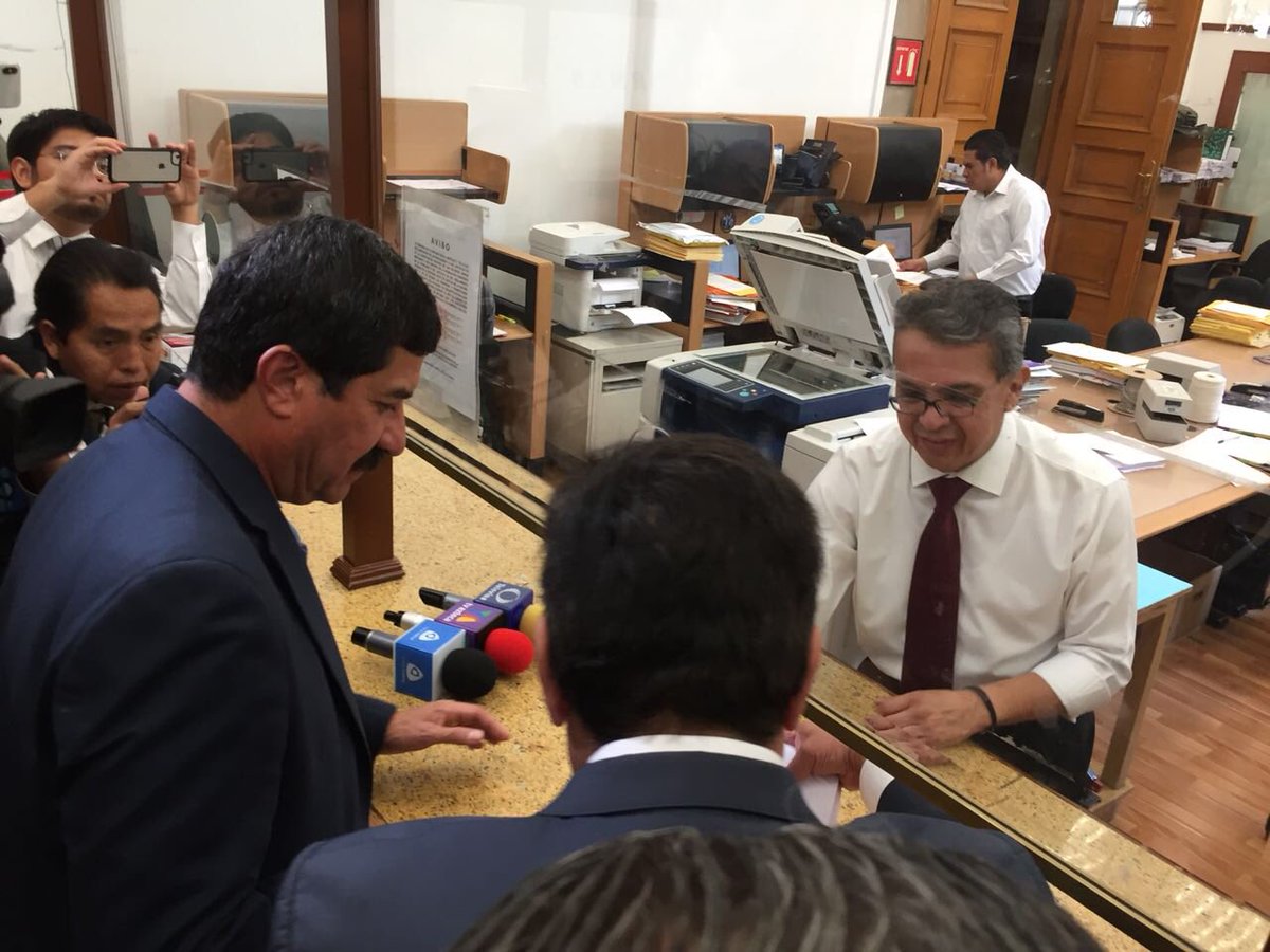 Corral presentó ante la Suprema Corte una controversia constitucional contra la Ley de Seguridad Interior.