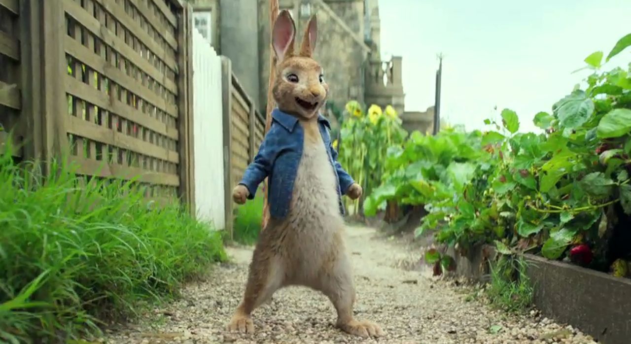 Sony se disculpa por escena de 'Peter Rabbit' que se burla de una alergia.