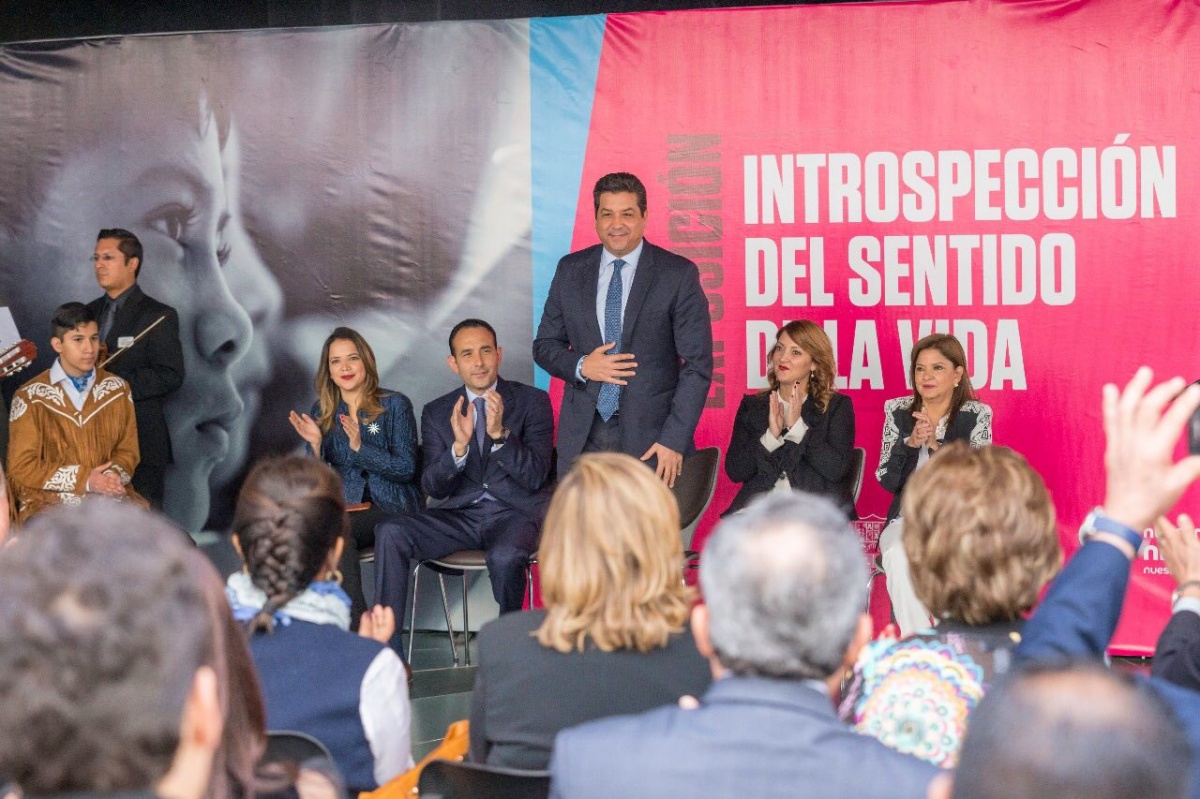 Apertura de exposición “Introspección del Sentido de la Vida”, del programa “Nuestros Niños, Nuestro Futuro”.