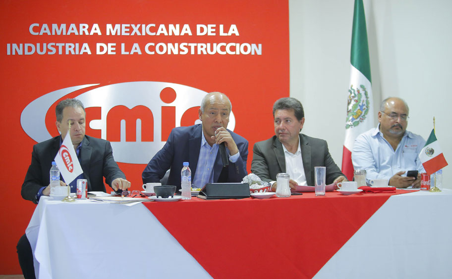 Comentaron que la obra tiene que tener un permiso en el que destine el escombro.