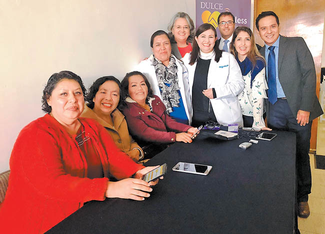Beneficiarios de Dulce Wireless Tijuana y sus médicos hablan de los beneficios que tiene la aplicación. 