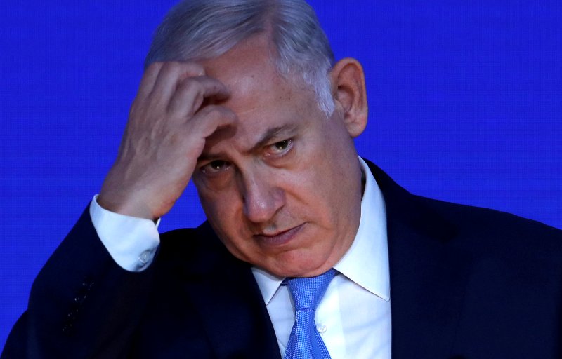 Netanyahu no ha cesado de proclamar su inocencia, repitiendo la misma letanía: "No pasará nada porque no pasó nada".